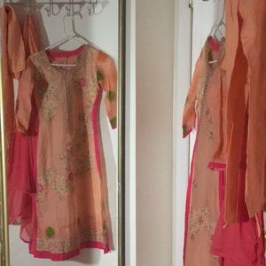 Desi outfit/ salawar kameez